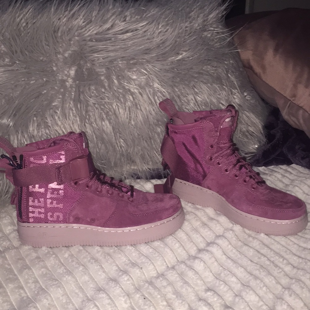 Nike AF-1 Women Size 5.5-6